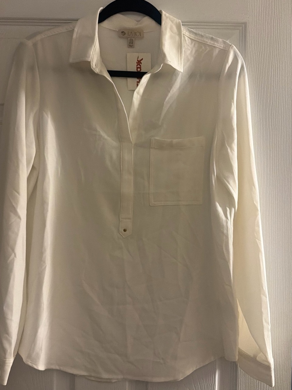 Lila Rose White Long-Sleeve V-Placket Pocket Blouse